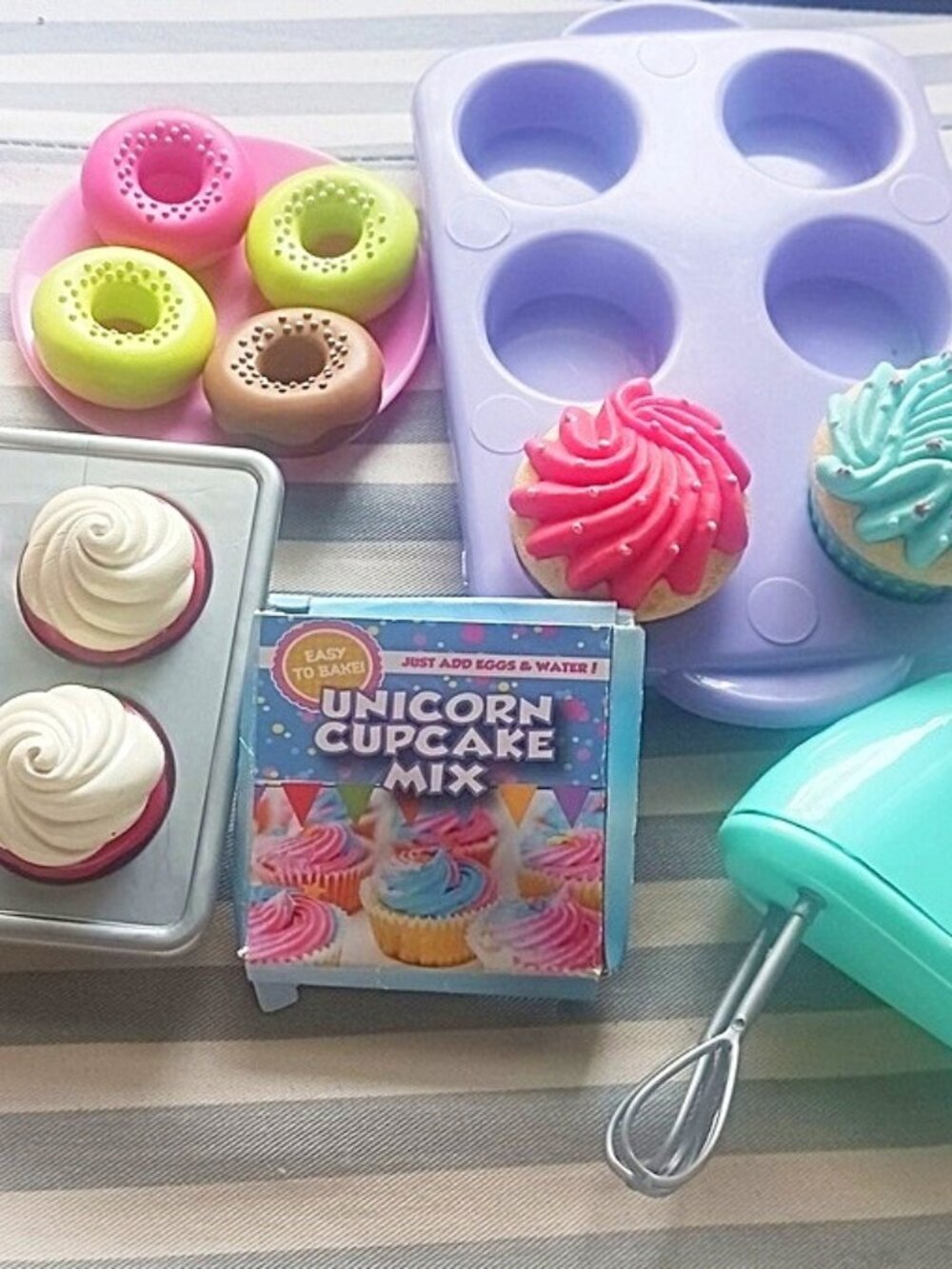 Our Generation Cupcake Bake Toy, Mixer